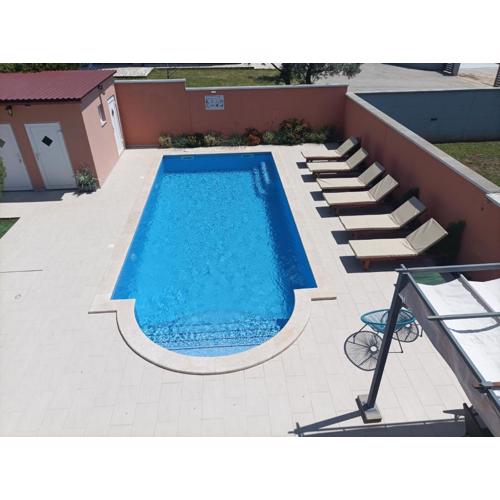House Monte Cherpo