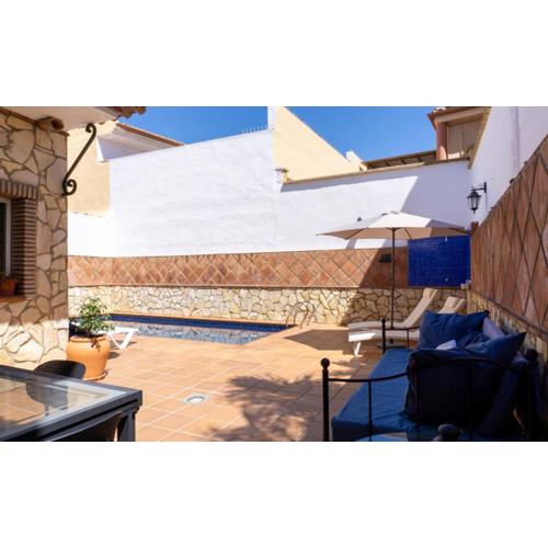 House Pool & Parking Malaga