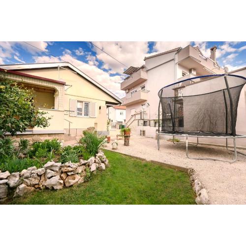 House Rajka I