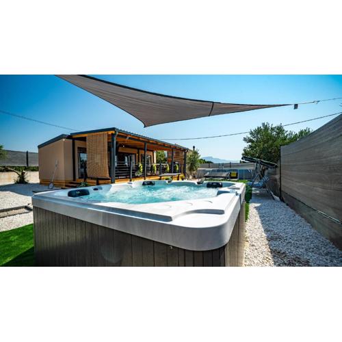 House Red Earth - Kastel Stafilic