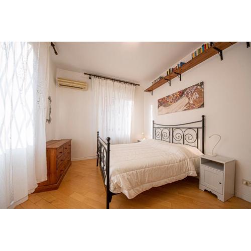 HouSmart Treves 2