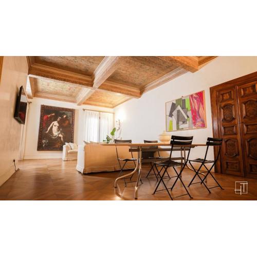 HT - Casa del pittore in Piazza delle Erbe