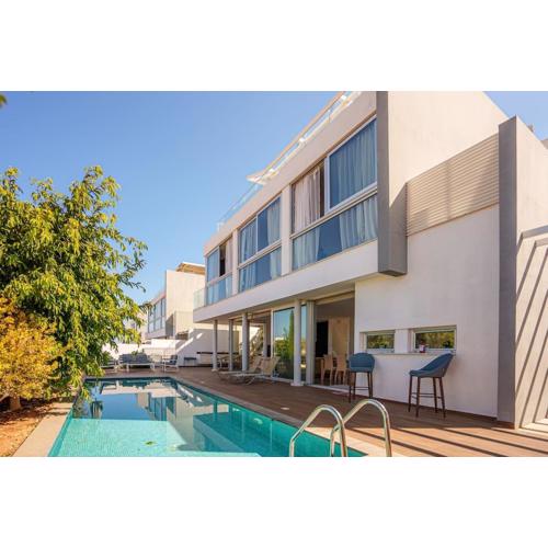 Hubstay - The Royal Palace Lux Protaras - 10 min Walk to the Beach