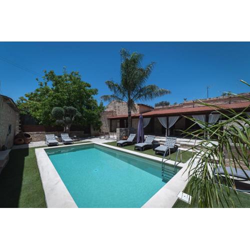Hubstay - To Palati Villa with Private Pool Anogyra