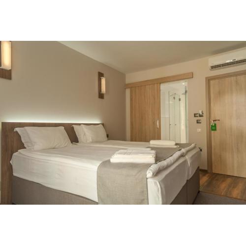 Hugo Hotel