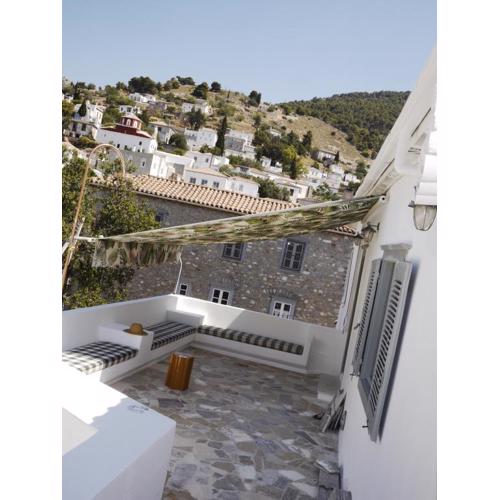 Hydra Artist House