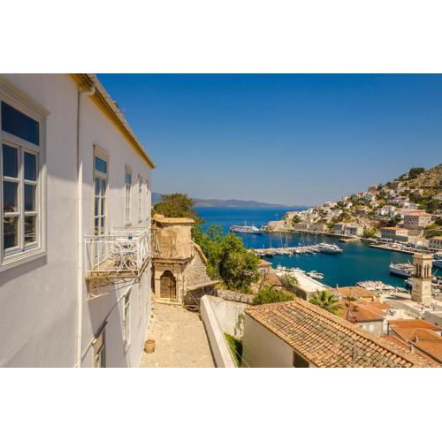 Hydra Hotel