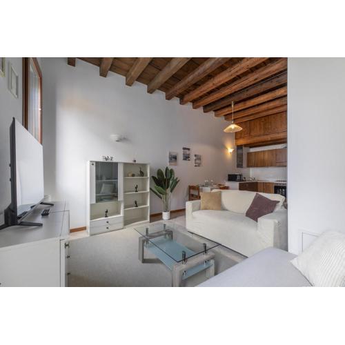 i-HOMES Pigafetta Apartment