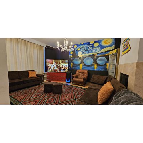 i hostel