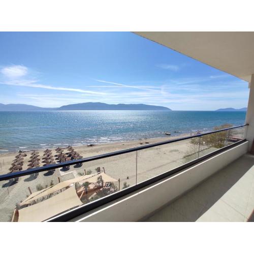 IDeal Sea View Apartment