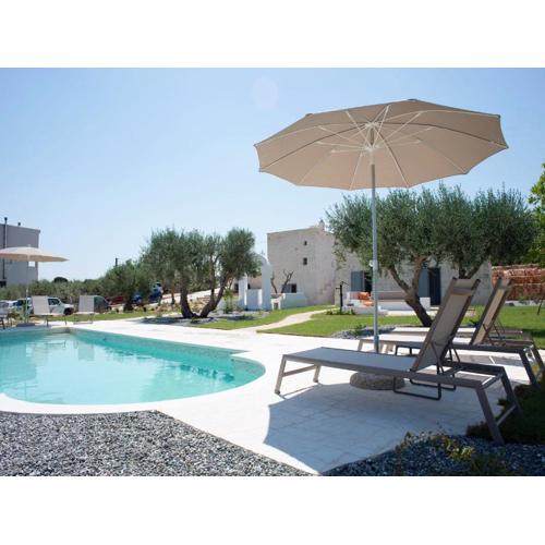 Idyllic home with pool near Cisternino