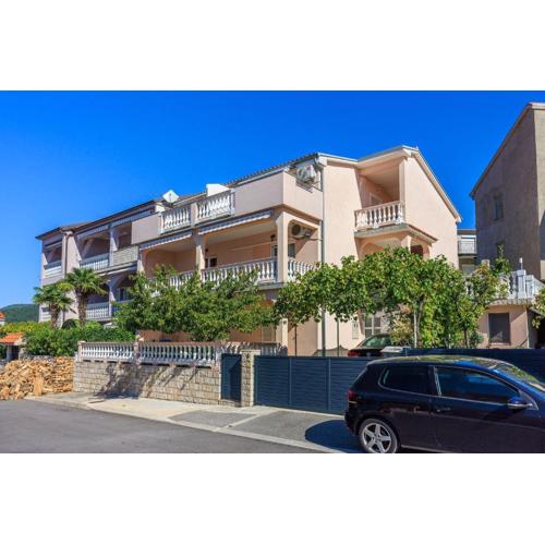 Idyllisches Studio-Apartment mit grandiosen Meerblick, Privatparkplatz, WiFi