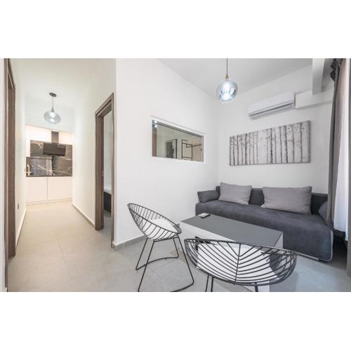 Iguana Gold Luxury Suites 2 ( 1 min from Ermou street)