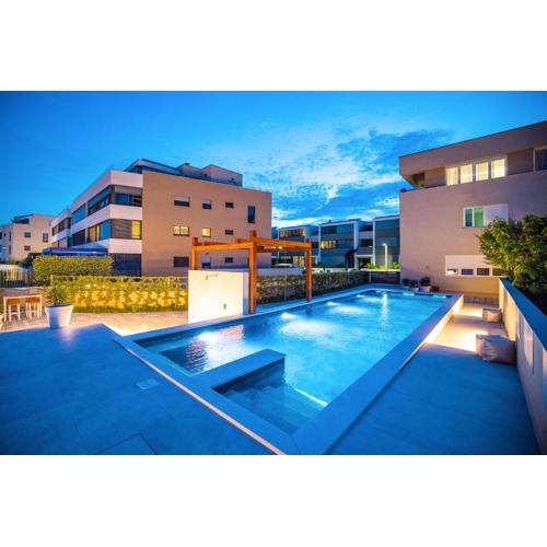 Ika Boutique Luxury Apartments