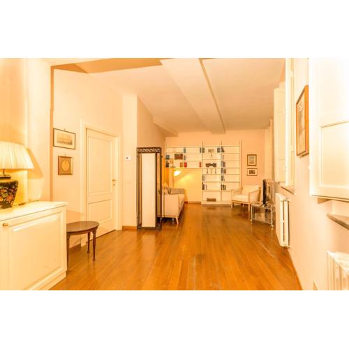 Il Gallo - Charming Apartment in Lucca Heart