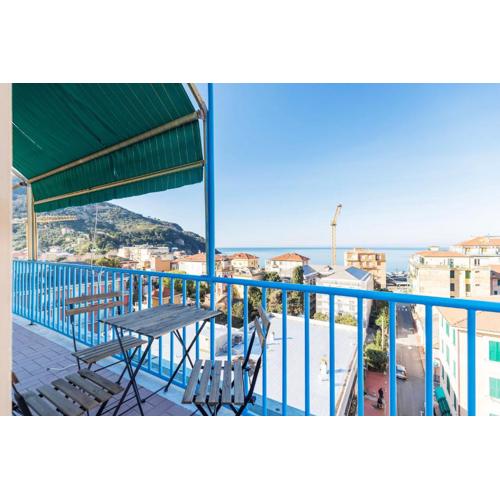 Il mare in ogni stanza, Levanto