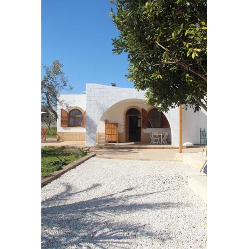 Il Pangolo Villa con trullo vicino al mare
