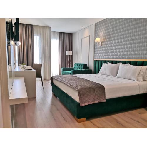 Iliad Hotel