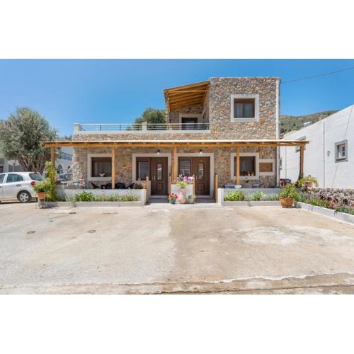 Iliana Apartments