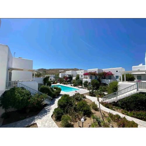 ILIOS COZY POOLHOUSE MYKONOS