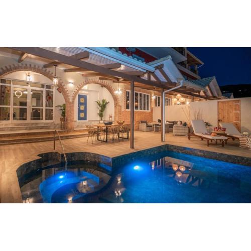 Ilision Aqua - Exclusive Private Pool Suites