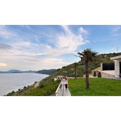ILLYRIAN Paradise
