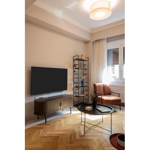 Immaculate Modern Kypseli Apt - Next to Kanari Sq