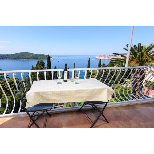 Impeccable 3-Bed Apartment in Dubrovnik