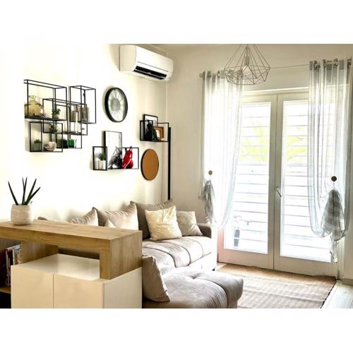 Imperial Suite near the sea - private parking