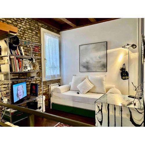 Indipendent house in Venice