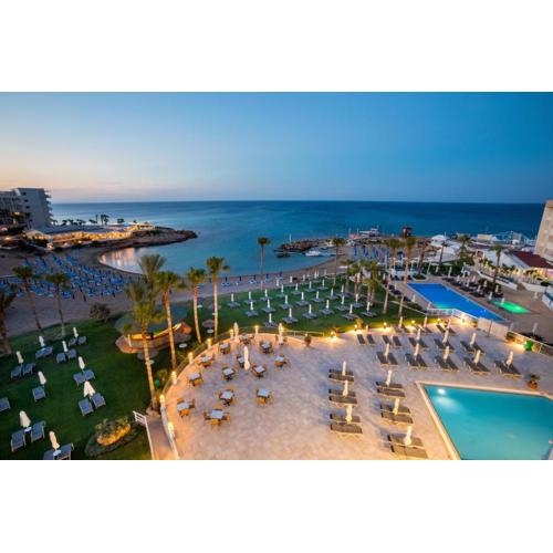 Infinity Blu - Designed for Adults by Louis Hotels