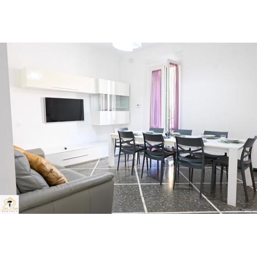 Inn Pisa Rentals 2- Starlight Central Flat