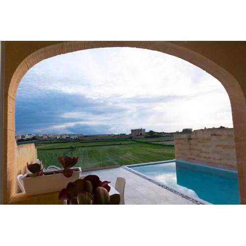 Inni Holiday Home with Infinity Pool