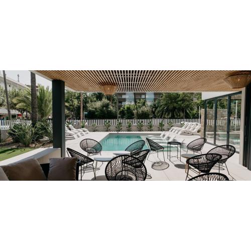 Instants Boutique Hotel
