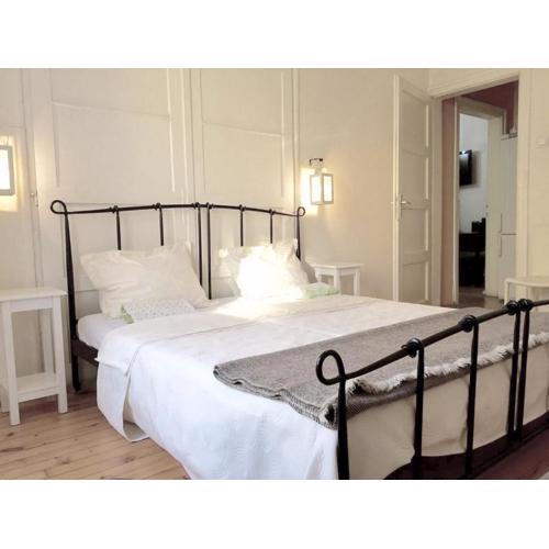 Interhost Guest rooms and apartments