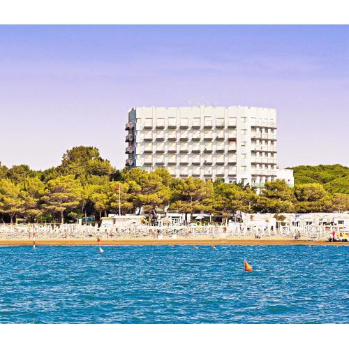 International Beach Hotel