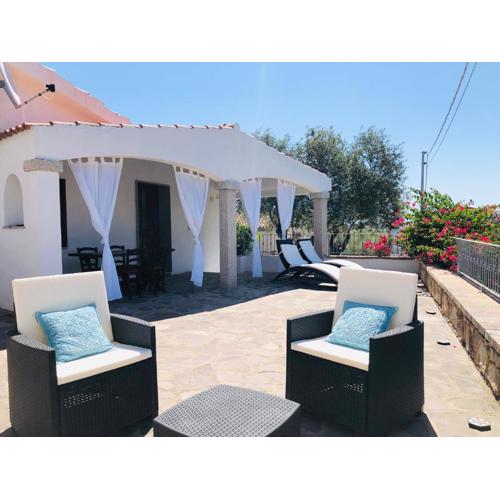 International House San Teodoro