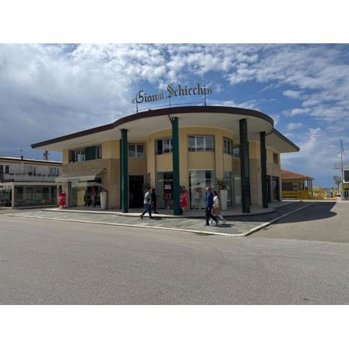 Intero Appartamento sul mare Passeggiata Viareggio