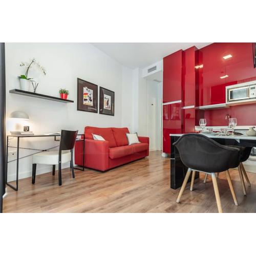 Intimate apartment by Picasso Museum by REMS