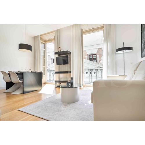 Inviting Apartment in Historic Center by REMS