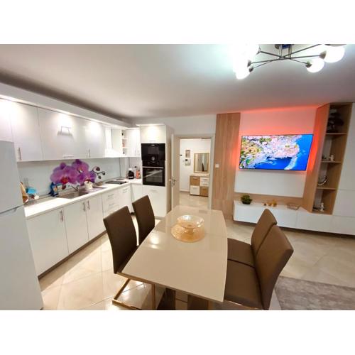 Irina Apartment
