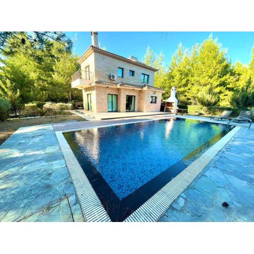 Irinas country home!