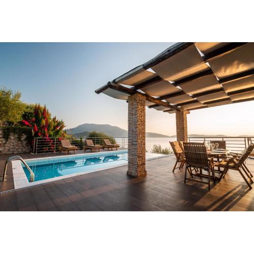 Iris Villas Lefkada - Marine Villa with private sea access