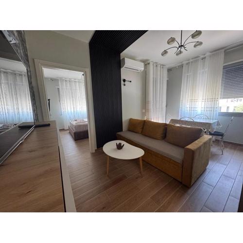 I&S Apartment 6