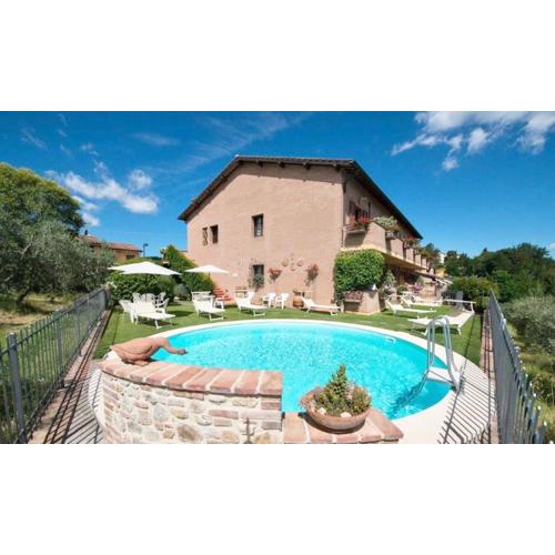 ISA-Holiday-Home with swimming-pool in San Gimignano, apartments with air conditioning and private outdoor area
