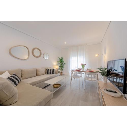 ISG Apartments Bécquer Free Parking inside the building