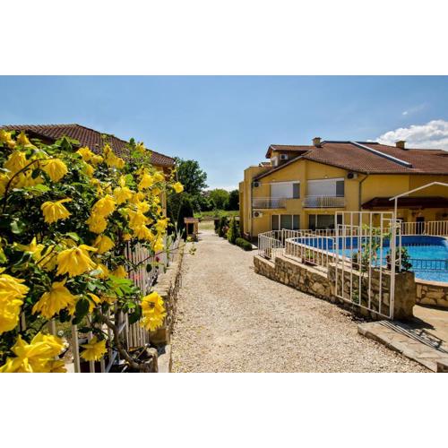 Iskar Villas
