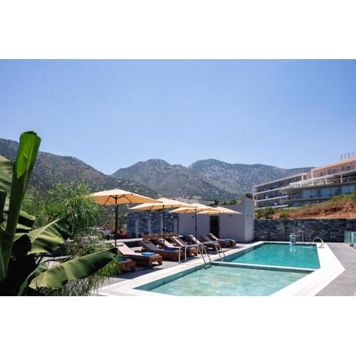 Isla Villas & Suites