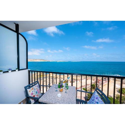 Islet Promenade Seafront 1 Bedroom Apartment with sea view balcony by Getawaysmalta