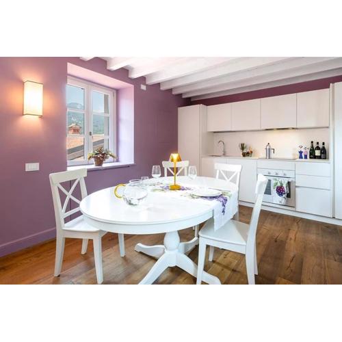 Isola Bella Apartments - Via Villa 28